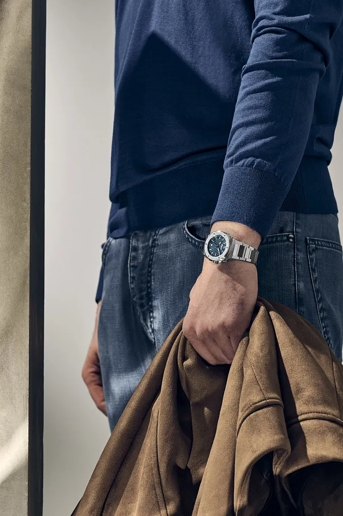 Extreme Quartz Watch AL-220TB2AE6B | Alpina Watches US Extreme Quartz Watch AL-220TB2AE6B | Alpina Watches US